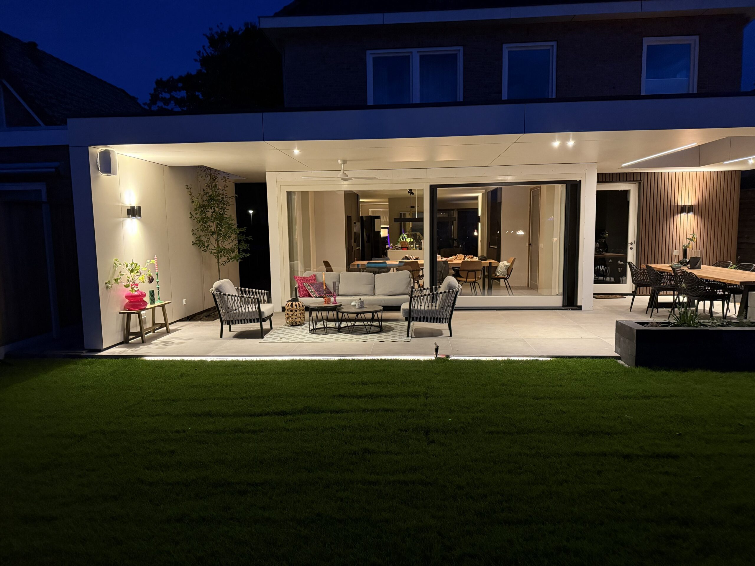 20250906_185004947_iOS